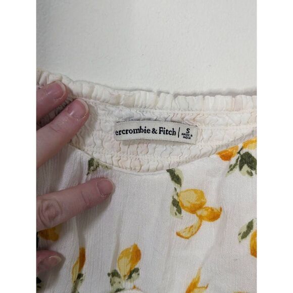 Abercrombie & Fitch White Lemon Print Smocked Waist Crop Top - Size S - Picture 5 of 6